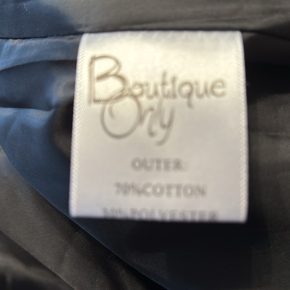 Boutique Only Vest - Picture 6 of 7
